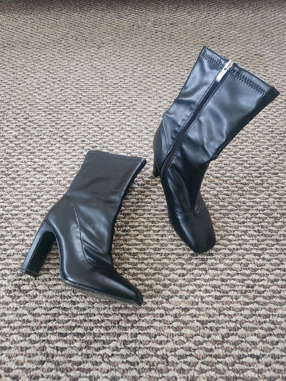 Women's Black Faux Leather Ankle Boots with Side Zip Size 39
